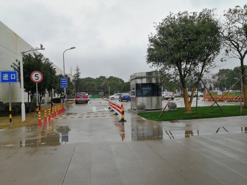 宁波机场员工停车场.jpg